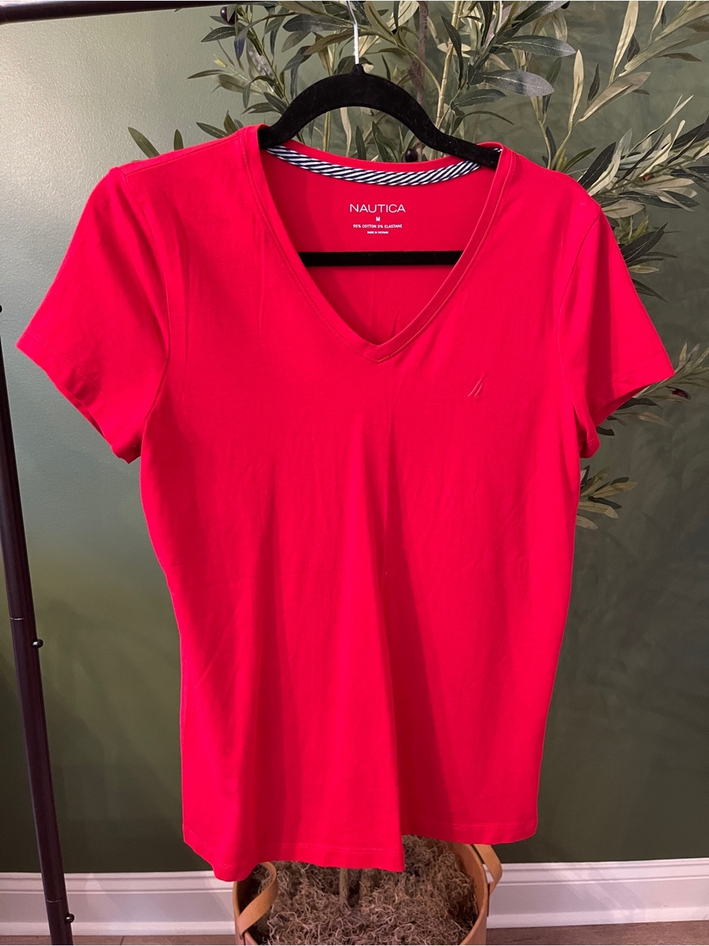 Nautica Women's V-Neck Short Sleeve Top - Red